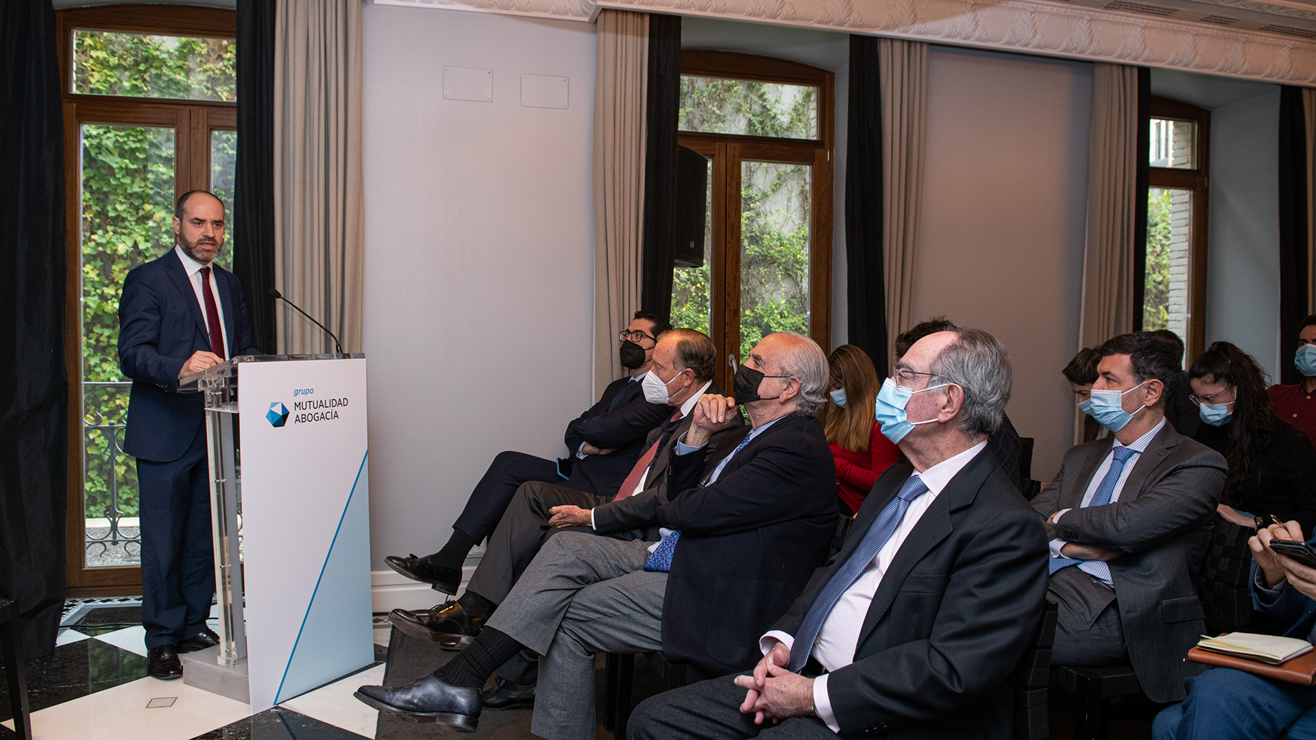 Compromiso con innovación y negocio responsable