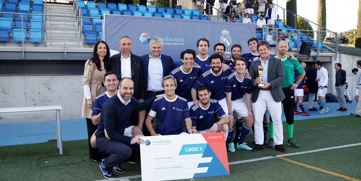 DLA Piper gana el I Torneo Fundación y Real Madrid