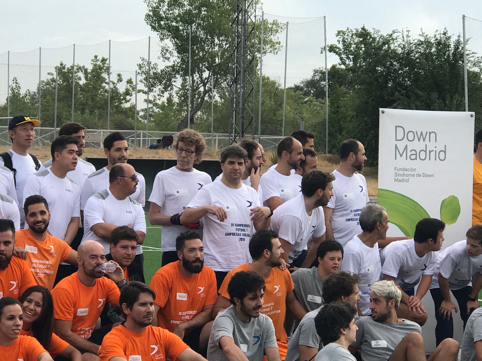 La Mutualidad entre las empresas solidarias participantes en el torneo de fútbol 7 de Down Madrid - 5