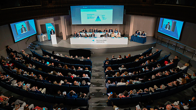 La Asamblea General de Mutualidad de la Abogacía aprueba las cuentas anuales de 2022 con un 86% de votos a favor - asamblea general3